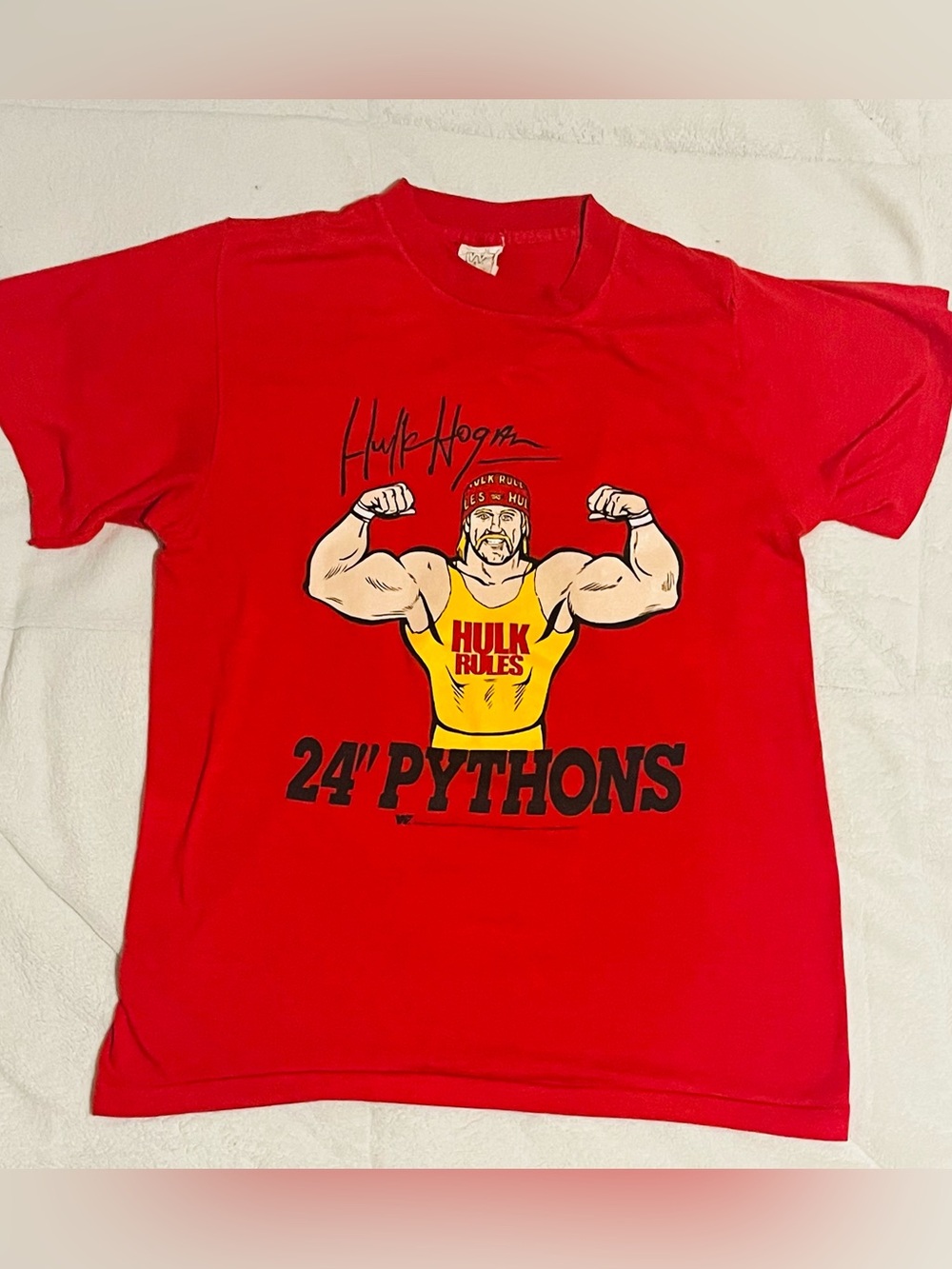 Vintage 1989 Hulk Hogan 24” Pythons WWF Wrestling Red T-Shirt Size Small